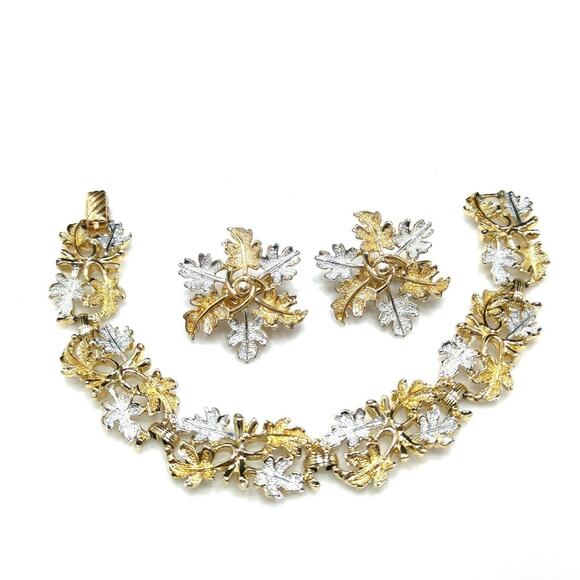 Vintage Sarah Coventry "Garland" Earrings & Bracelet, 1968 - Picture 10 of 10